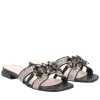 Ciabatta Nancy con accessorio colore nero