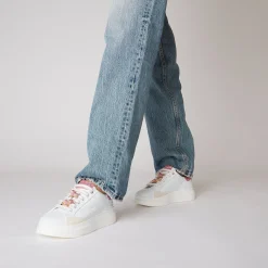 SNEAKER BELLATRIX CON ACCESSORIO IN STRASS COLORE BIANCO/FUCSIA