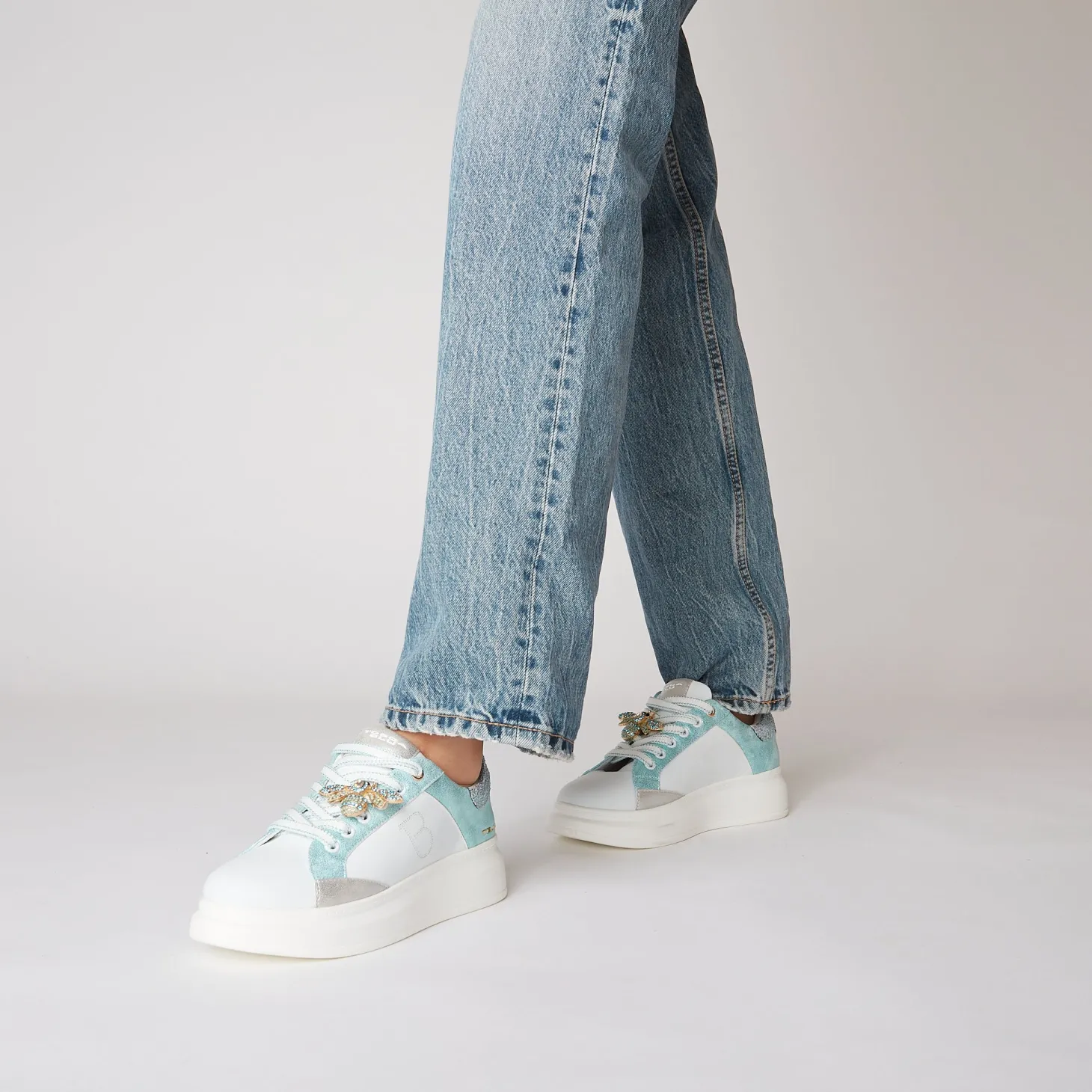 SNEAKER BELLATRIX IN PELLE CON ACCESSORIO COLORE BIANCO/VERDINO