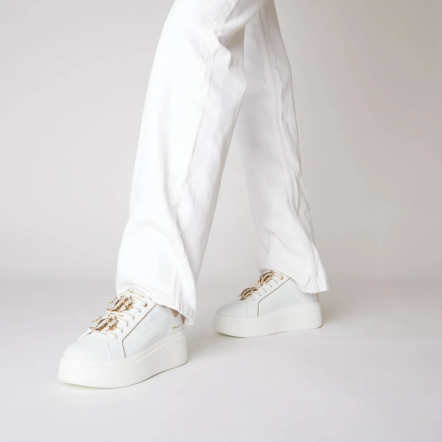 SNEAKER ELETTRA CON ACCESSORIO GIOIELLO COLORE BIANCO/ORO